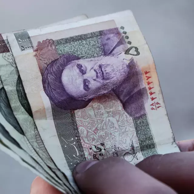 Cebinde 735 doları olan bu &uuml;lkede artık milyarder sayılıyor